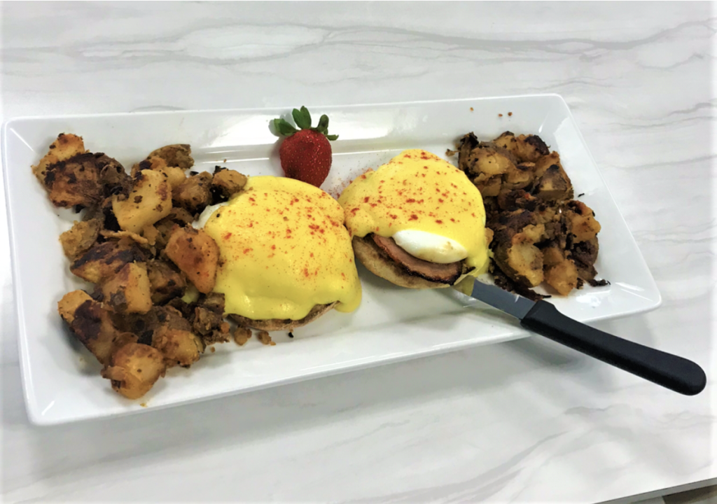 Read more about the article Eggsquisite Eats